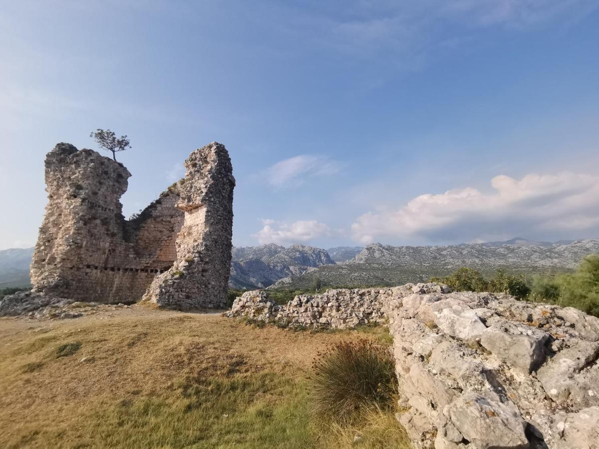Appartamento Old Town Paklenica Starigrad Paklenica Esterno foto